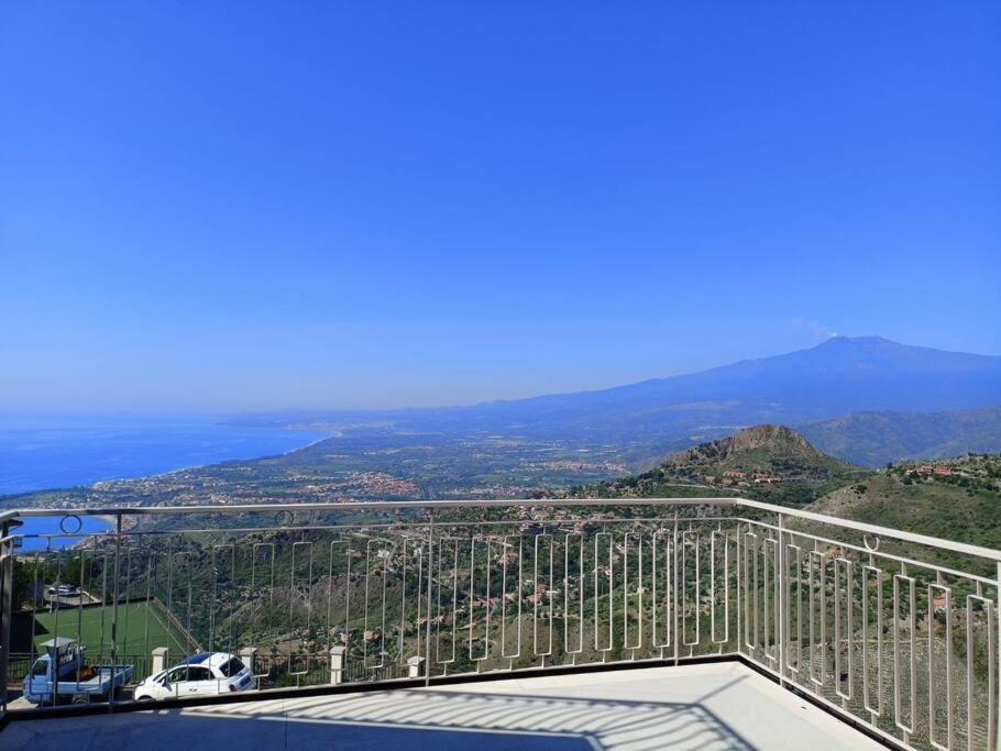 Ferienwohnung Stanza Mylai Etna View Castelmola Exterior foto