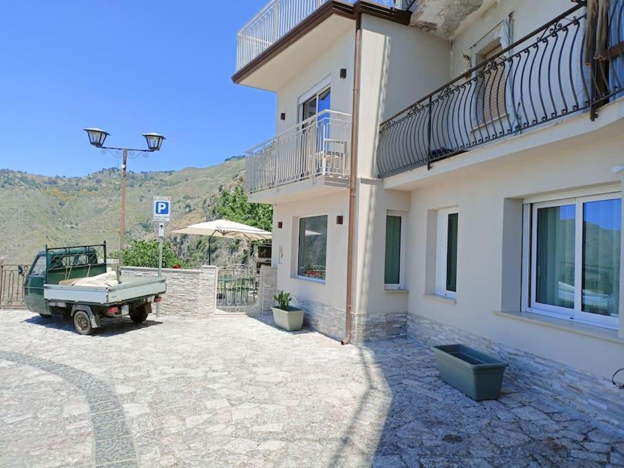 Ferienwohnung Stanza Mylai Etna View Castelmola Exterior foto